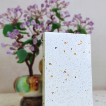 Đá thạch anh ngọc hoàng long