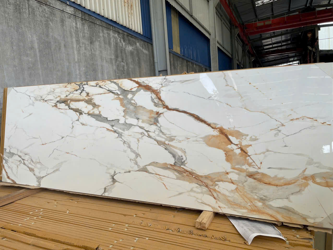 Đá Nung Kết Ấn Độ – Vật Liệu Nội Thất Cao Cấp Cho Không Gian Hiện Đại